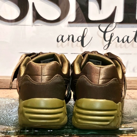 Puma Bow Rihanna Fenty Olive Wmns 7.5 #365054 - Picture 4 of 8
